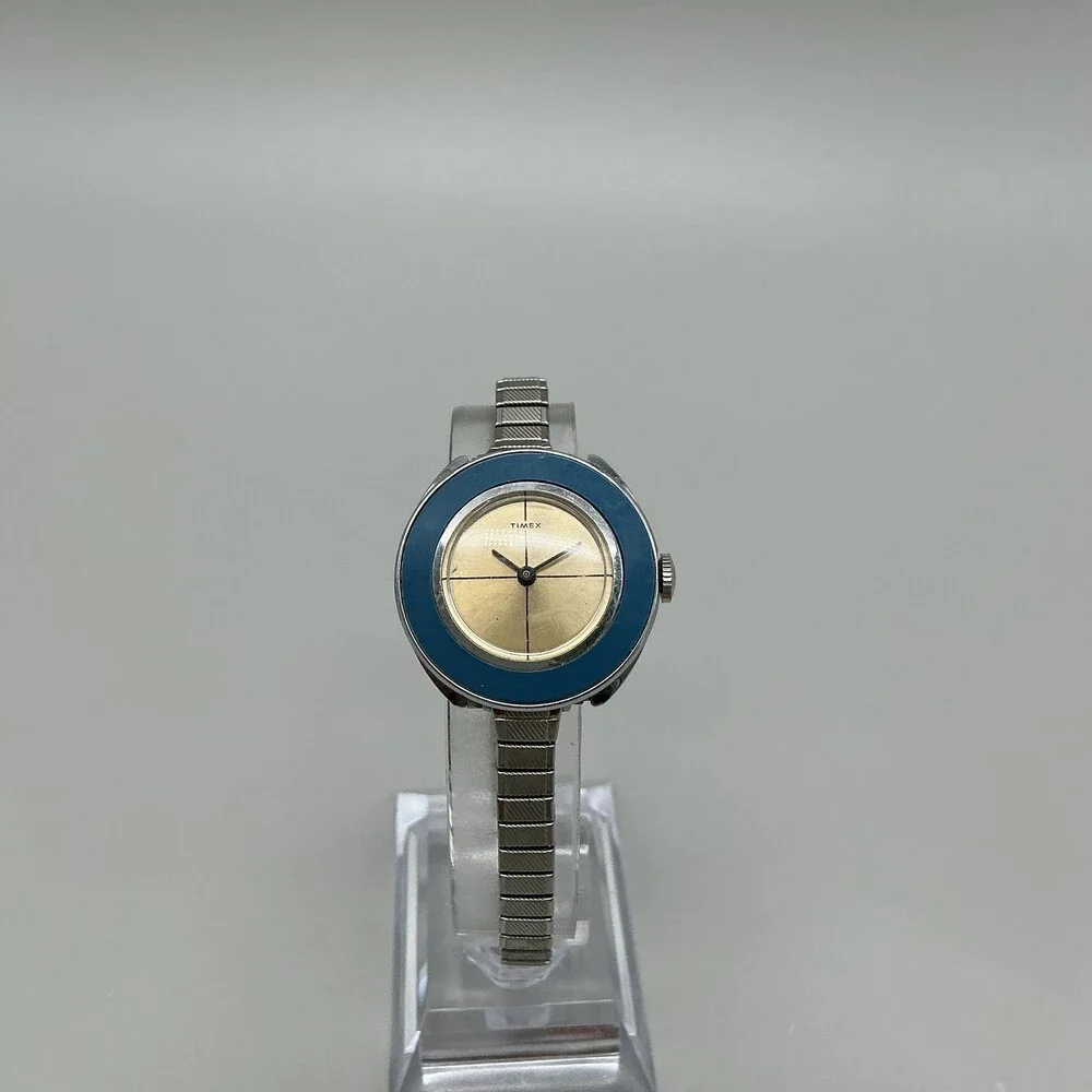 Vintage Timex Womens Watch 28mm Silver Tone Champagne Dial Blue Bezel Manual